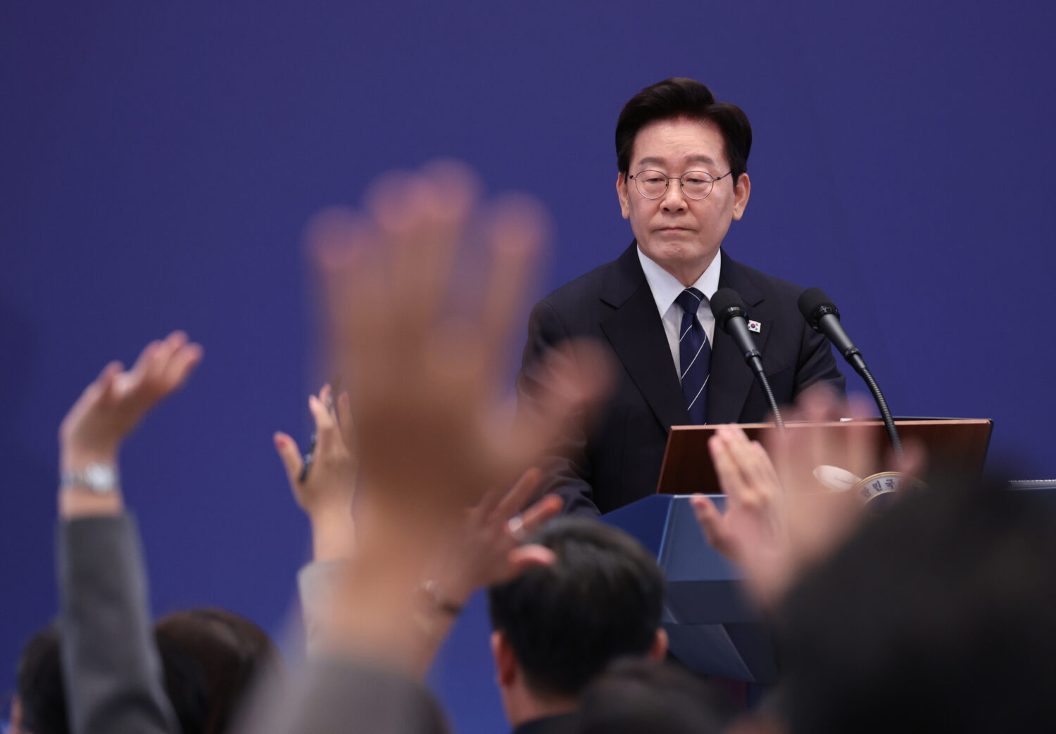 이 대통령 “미프진 문제, 직접 지시 안 했으면 임기 끝까지 그대로였을 것”